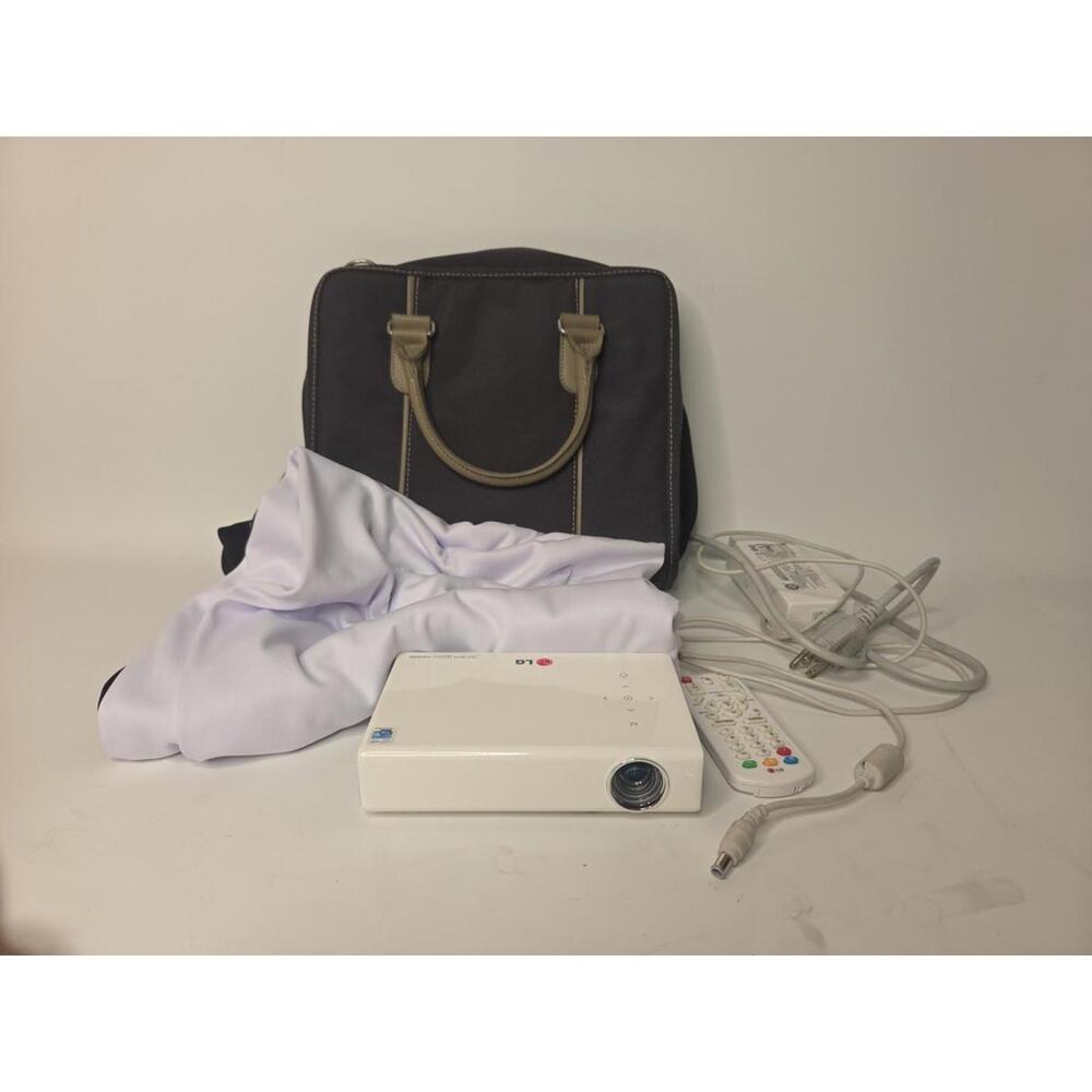 LG LED Portable Projector Pb63u & Accessories Plus Large Cloth Screen